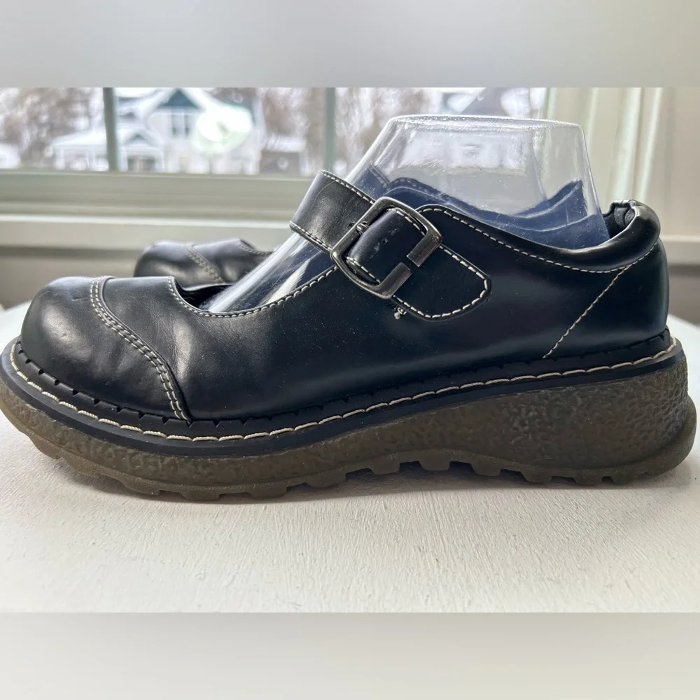 LA Underground Shoes Y2K Black Mary Jane Buckle Stitch Academia Size 8.5 - Picture 3 of 7
